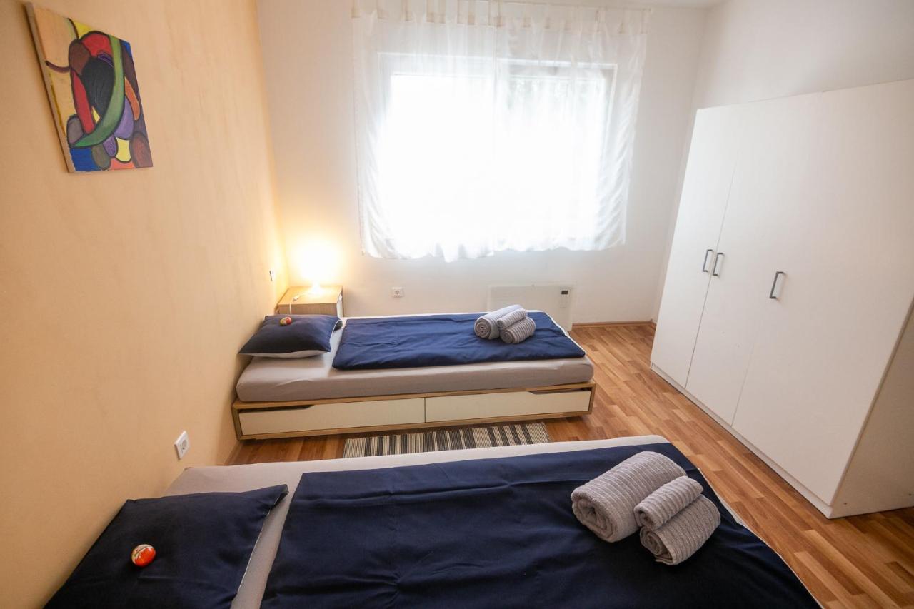 Apartment Noemi พูลา ภายนอก รูปภาพ